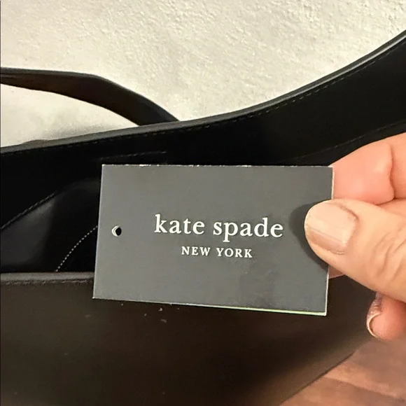 Classic Black Leather Kate Spade Bucket Bag - Sleek Everyday Bag - Picture 8 of 14